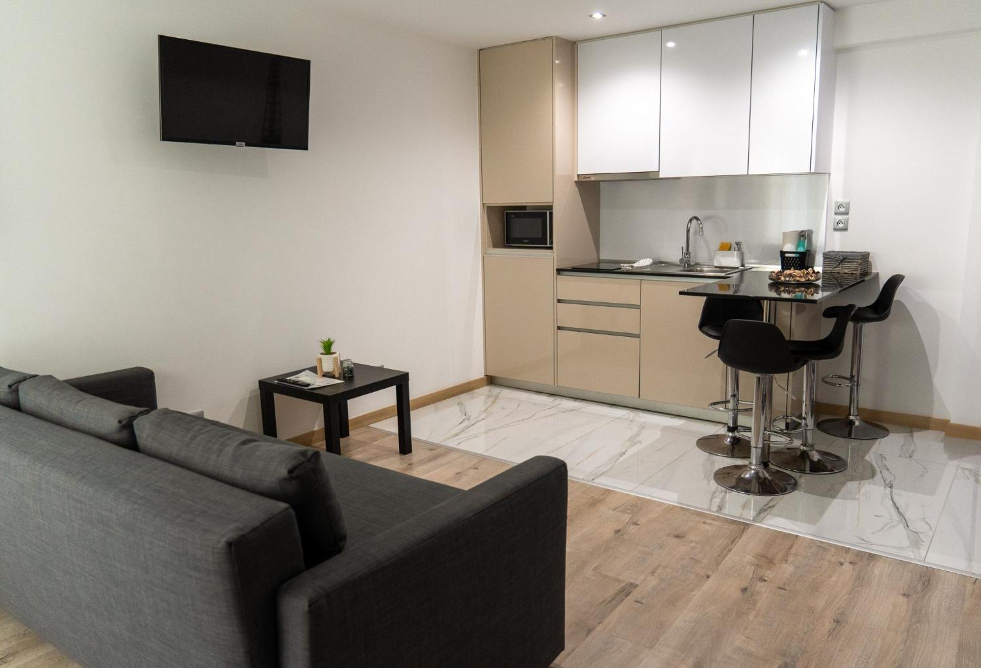 Appartement 1-4 Pers - Aeroport Cdg, Parc Expo, Villepinte - A L'Ombre Du Pin "9" Le Pin  ภายนอก รูปภาพ