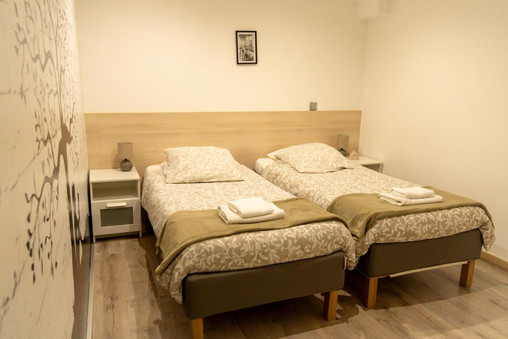 Appartement 1-4 Pers - Aeroport Cdg, Parc Expo, Villepinte - A L'Ombre Du Pin "9" Le Pin  ภายนอก รูปภาพ